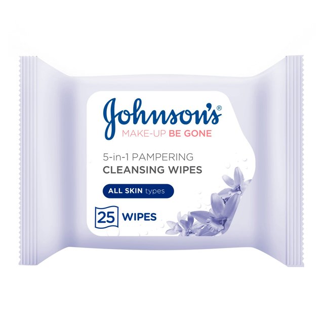 Johnson's Make Up Be Gone Pampering Wipes 25 per pack